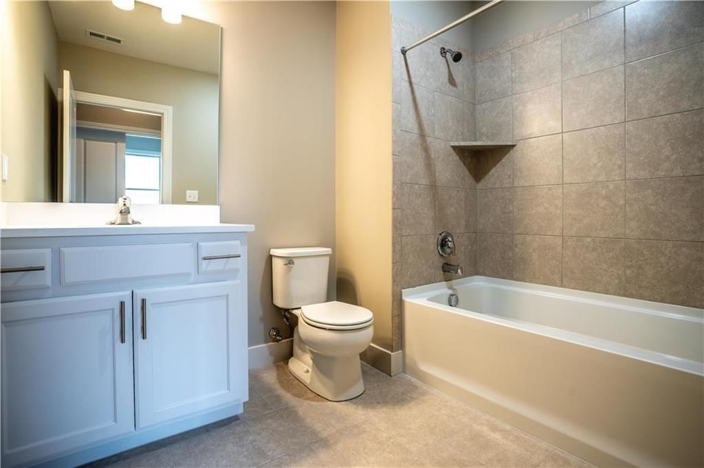 31432 W 85th Terrace — photo 4