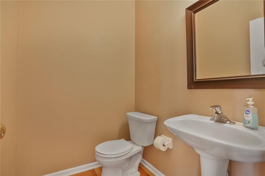 14517 Newton Street — photo 10