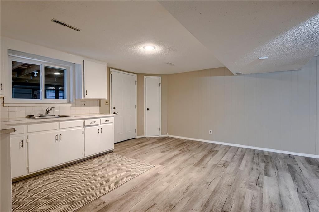 211 E Blue Ridge Boulevard — photo 24