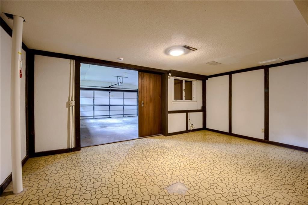 211 E Blue Ridge Boulevard — photo 31