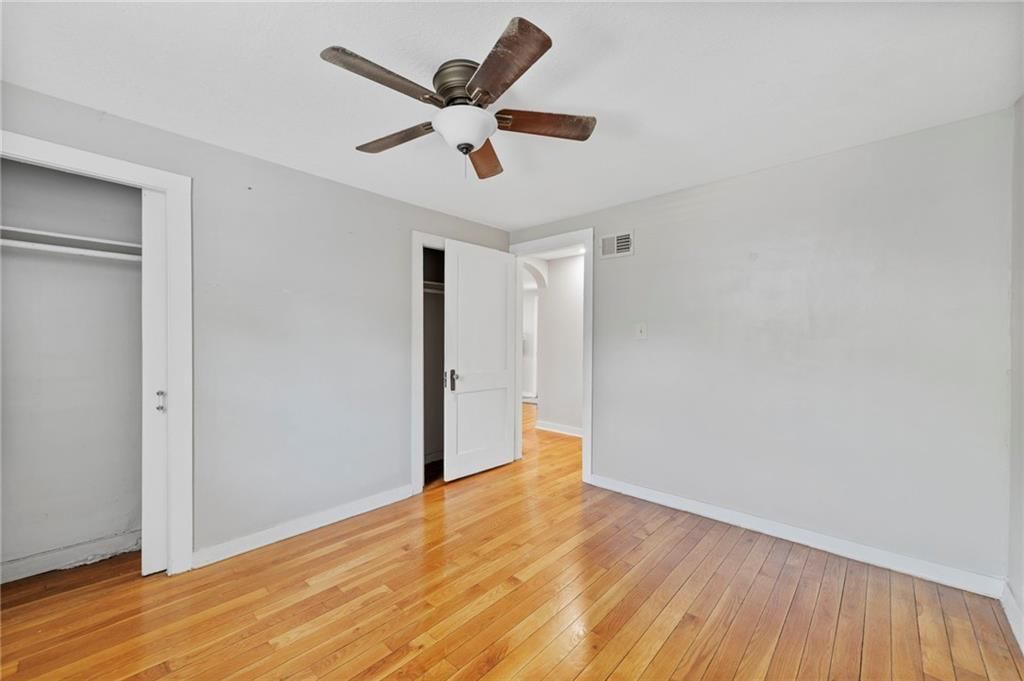 210 W 2nd Street — photo 11
