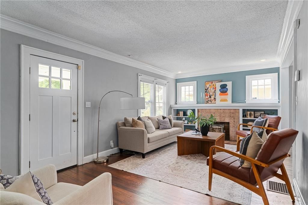 5016 Lydia Avenue — photo 4