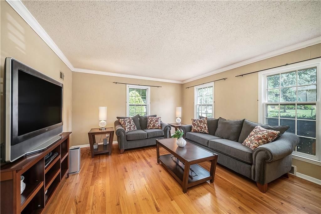 9412 Delmar Street — photo 22