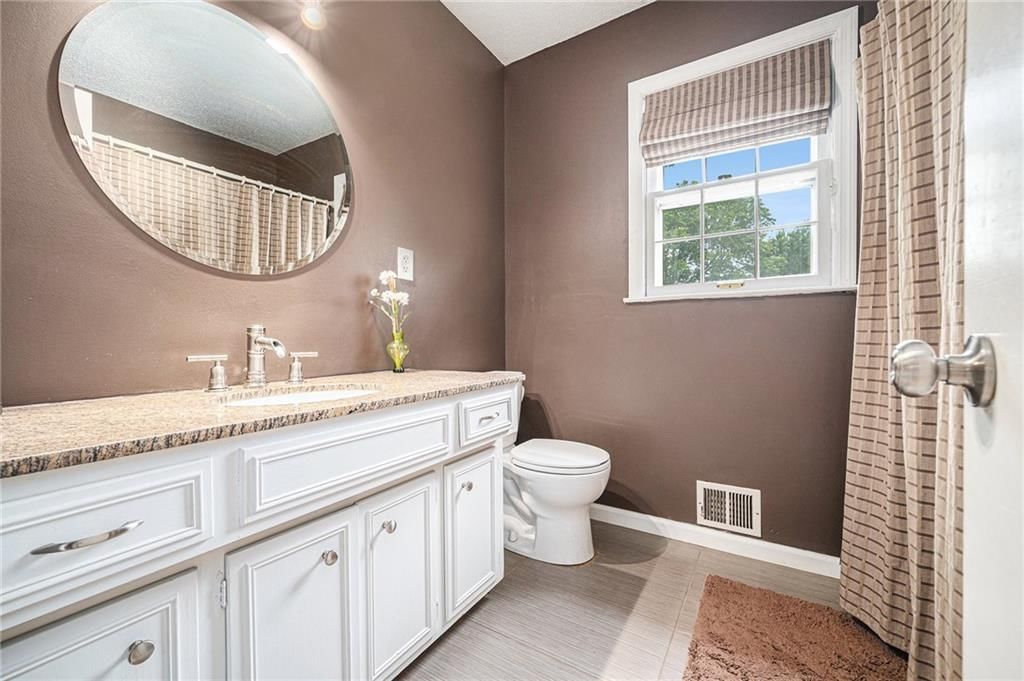 9412 Delmar Street — photo 35