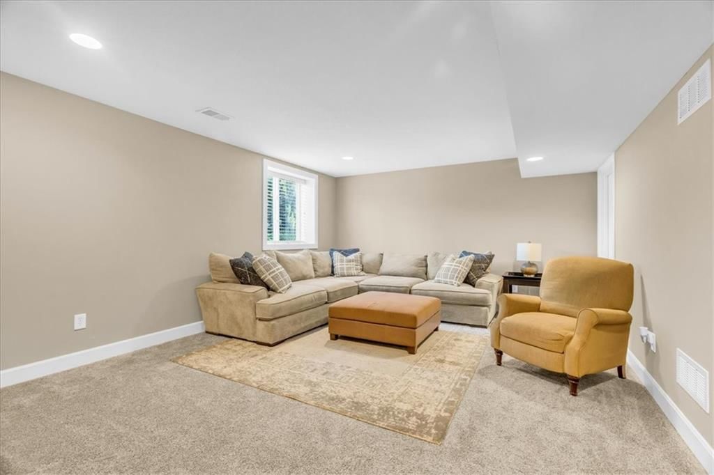 8135 NE 80th Terrace — photo 31