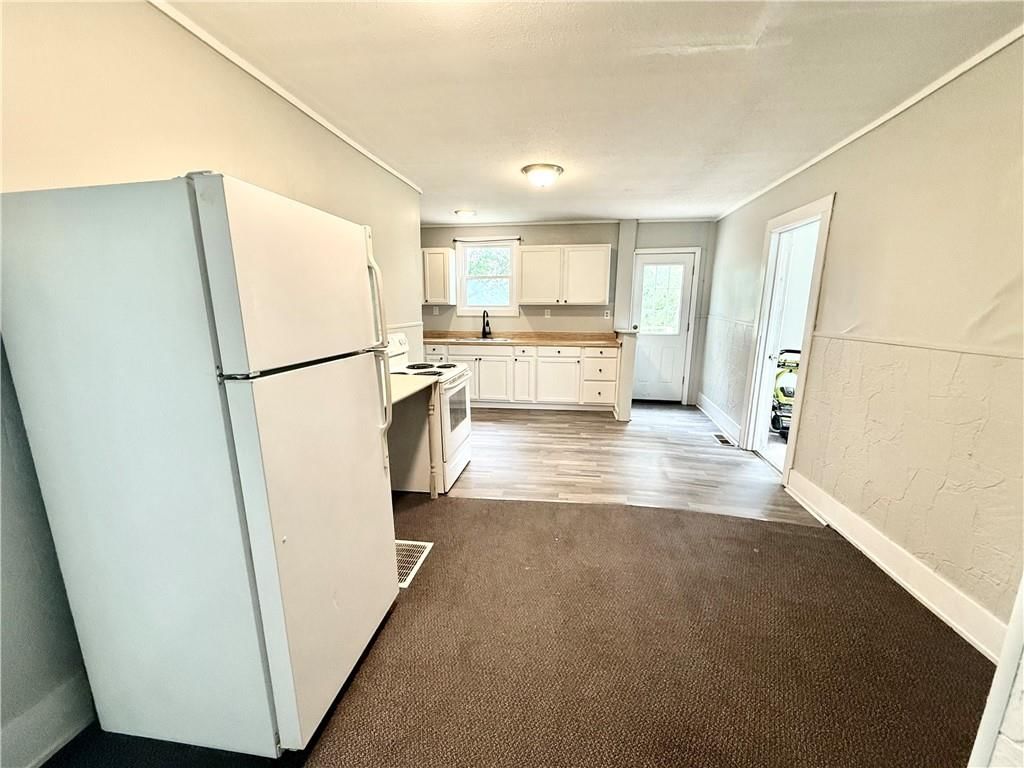 315 W THOMPSON Street — photo 6