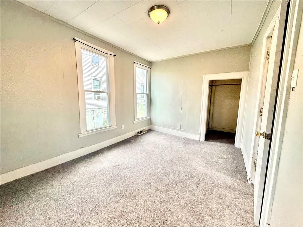 315 W THOMPSON Street — photo 7