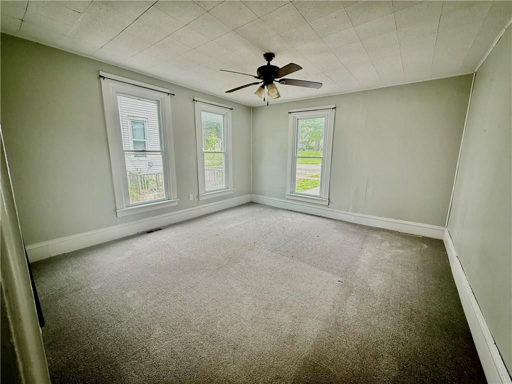 315 W THOMPSON Street — photo 9