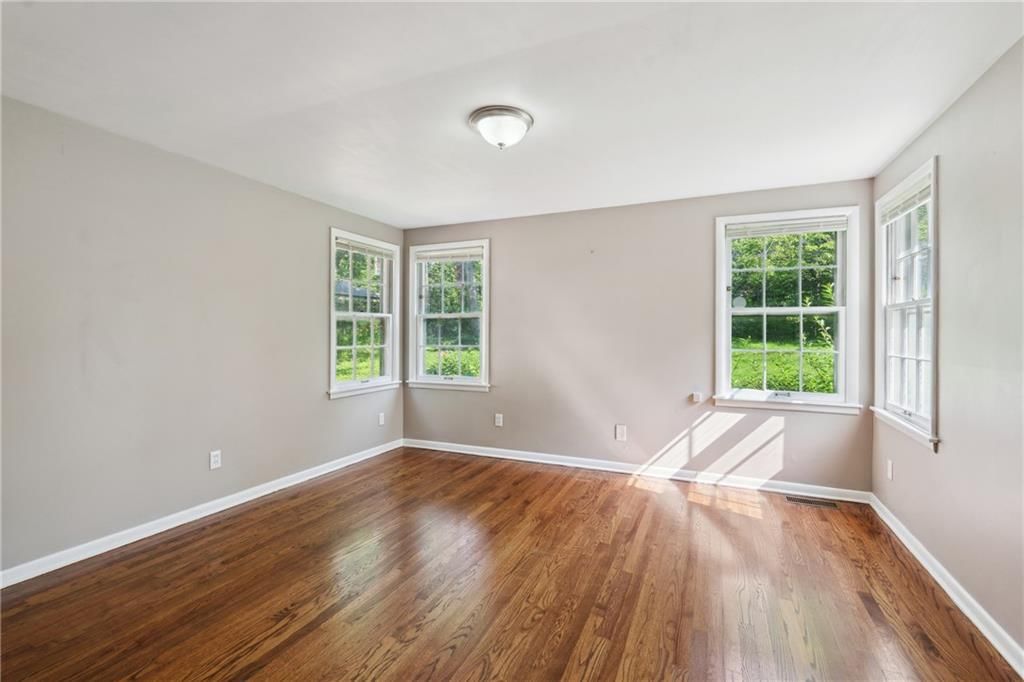 3210 W 71st Terrace — photo 15