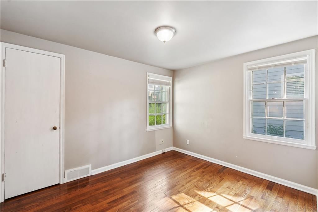 3210 W 71st Terrace — photo 18
