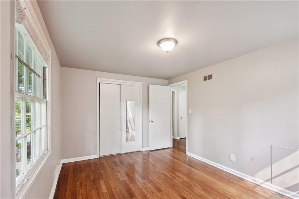 3210 W 71st Terrace — photo 21