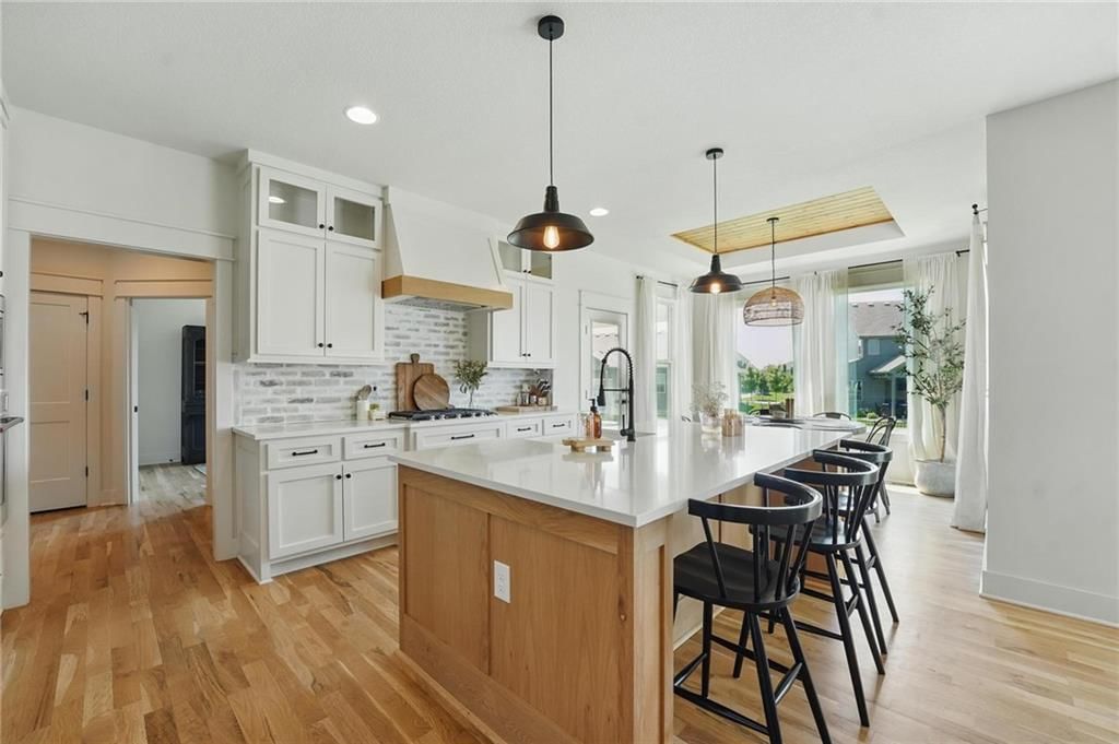 Photo 13 of 47 - 16555 S Lichtenauer Drive