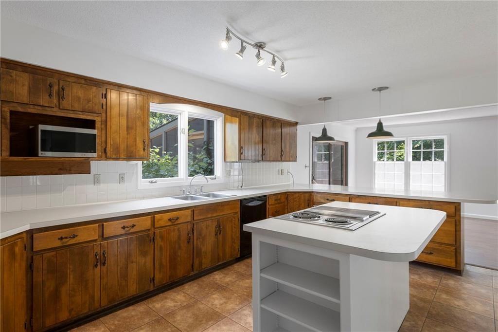 11533 Robinson Street — photo 14
