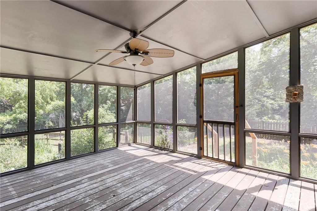 11533 Robinson Street — photo 17