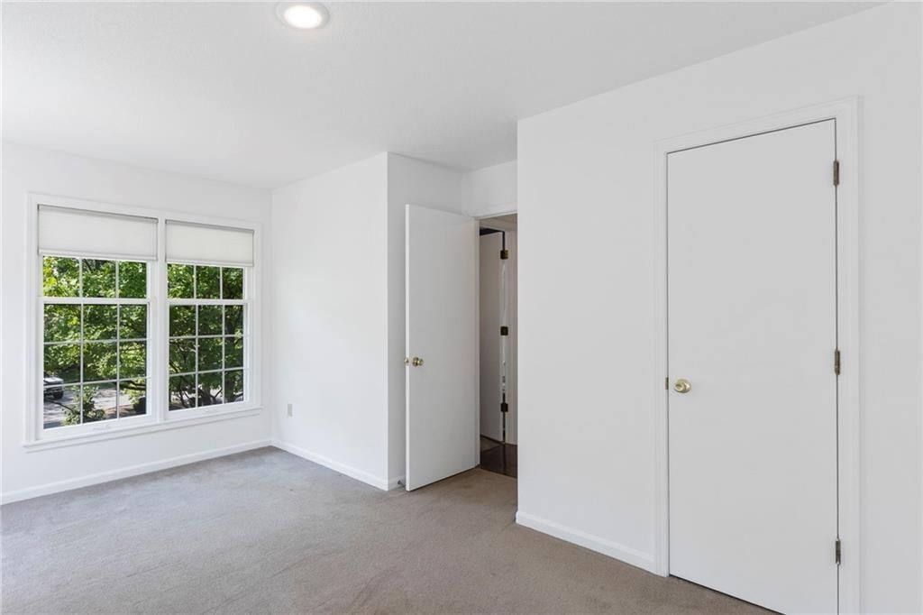 11533 Robinson Street — photo 27