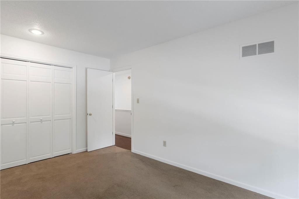 11533 Robinson Street — photo 32