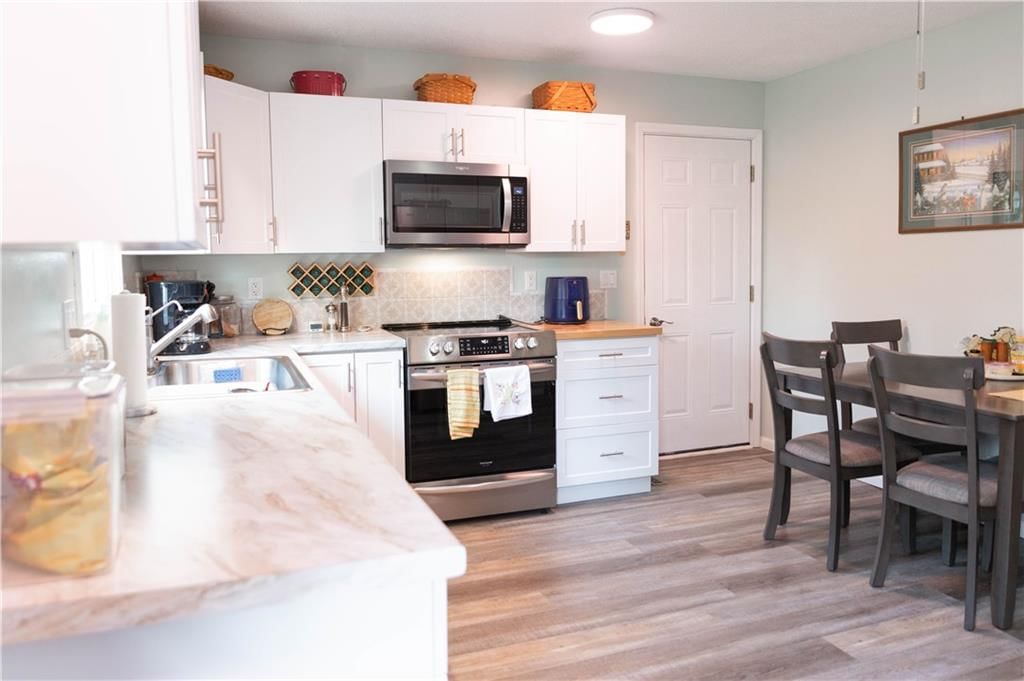Photo 8 of 31 - 1513 W Broadmoor Lane