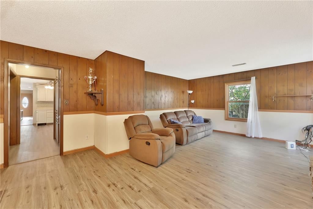 141 N Tracy Street — photo 18