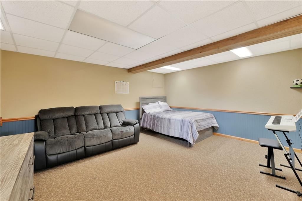 141 N Tracy Street — photo 21