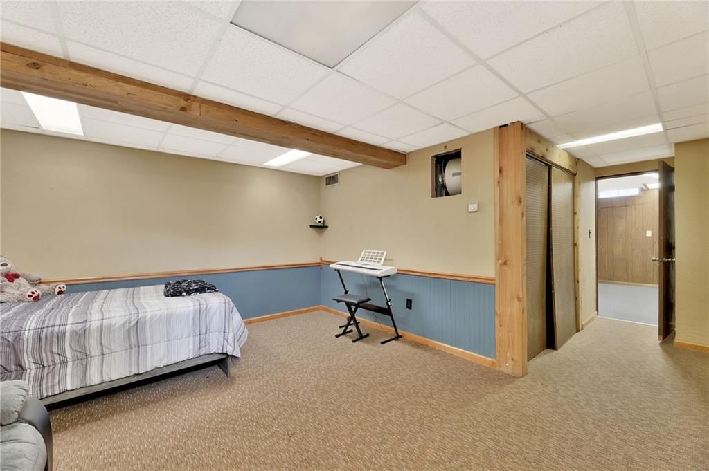 141 N Tracy Street — photo 22
