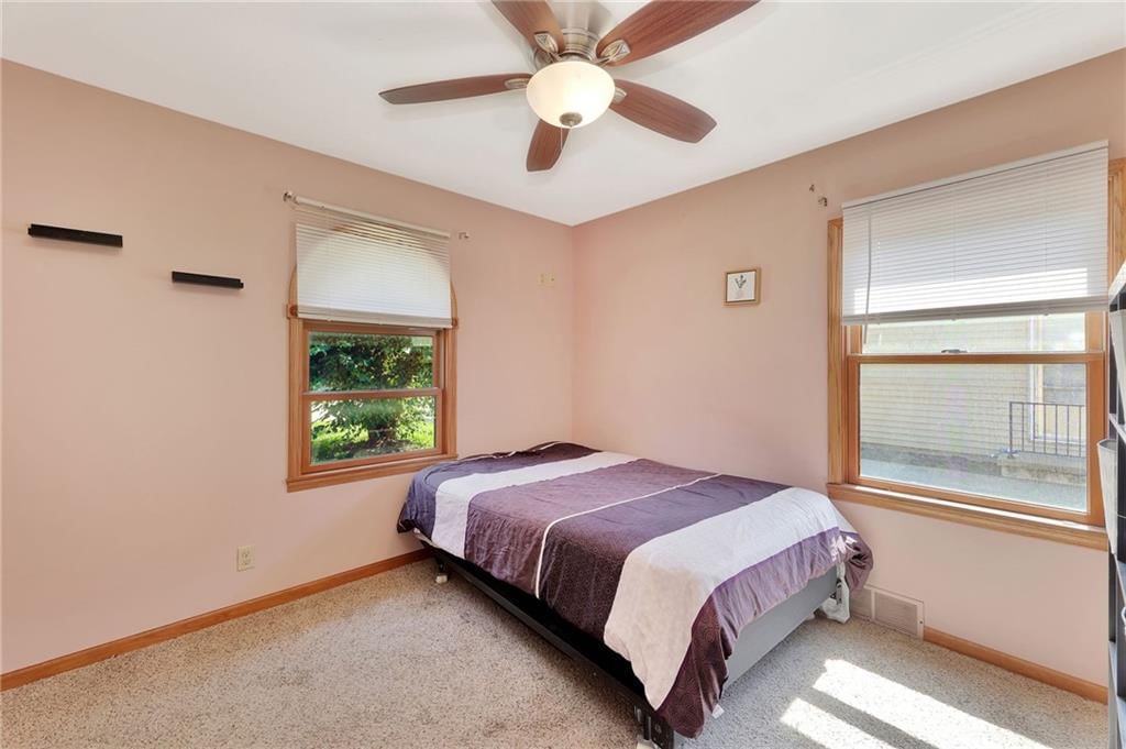 141 N Tracy Street — photo 35
