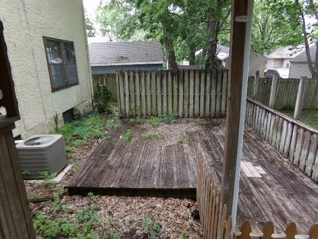 105 E Clinton Street — photo 6