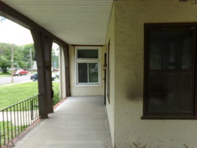 105 E Clinton Street — photo 8