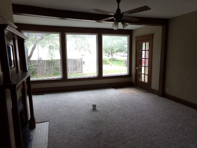 105 E Clinton Street — photo 14
