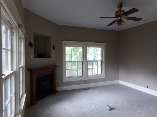 105 E Clinton Street — photo 16