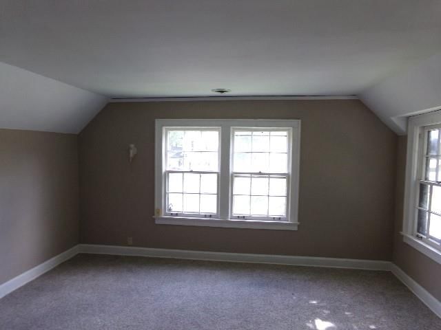 105 E Clinton Street — photo 29