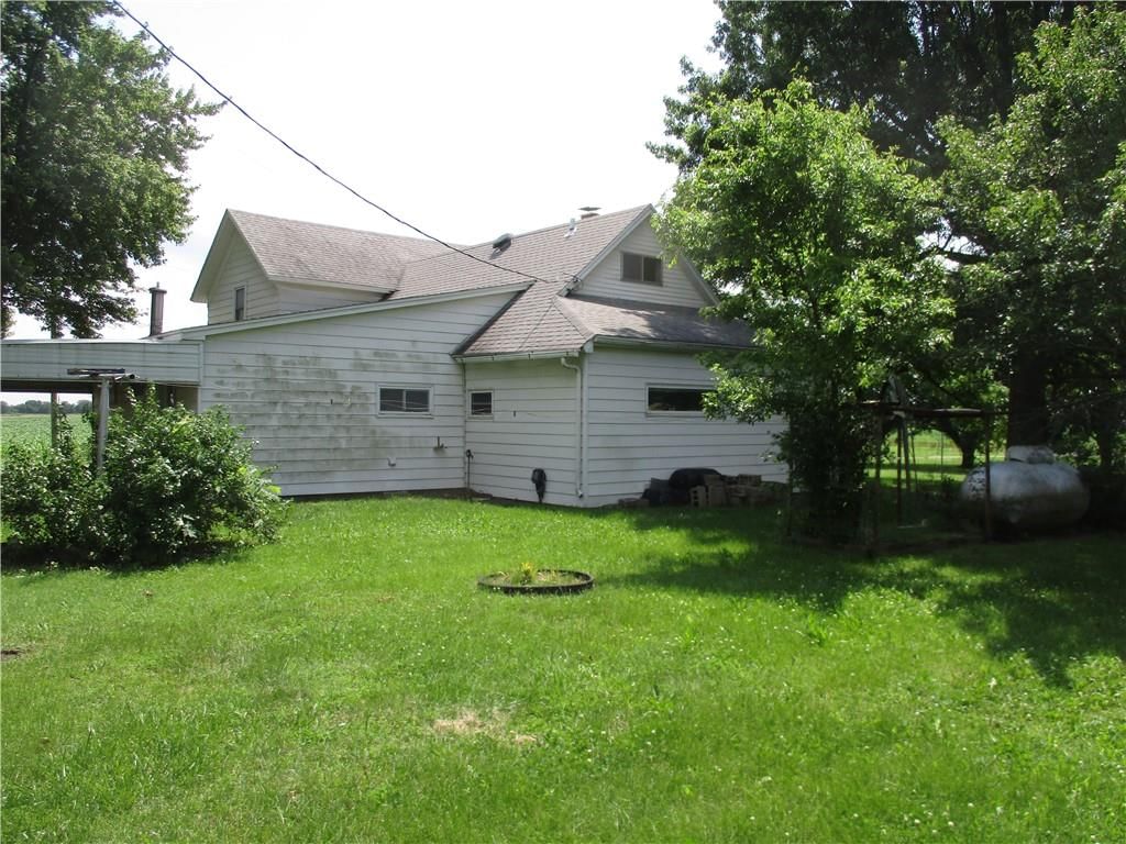 1834 N High School Avenue — photo 9