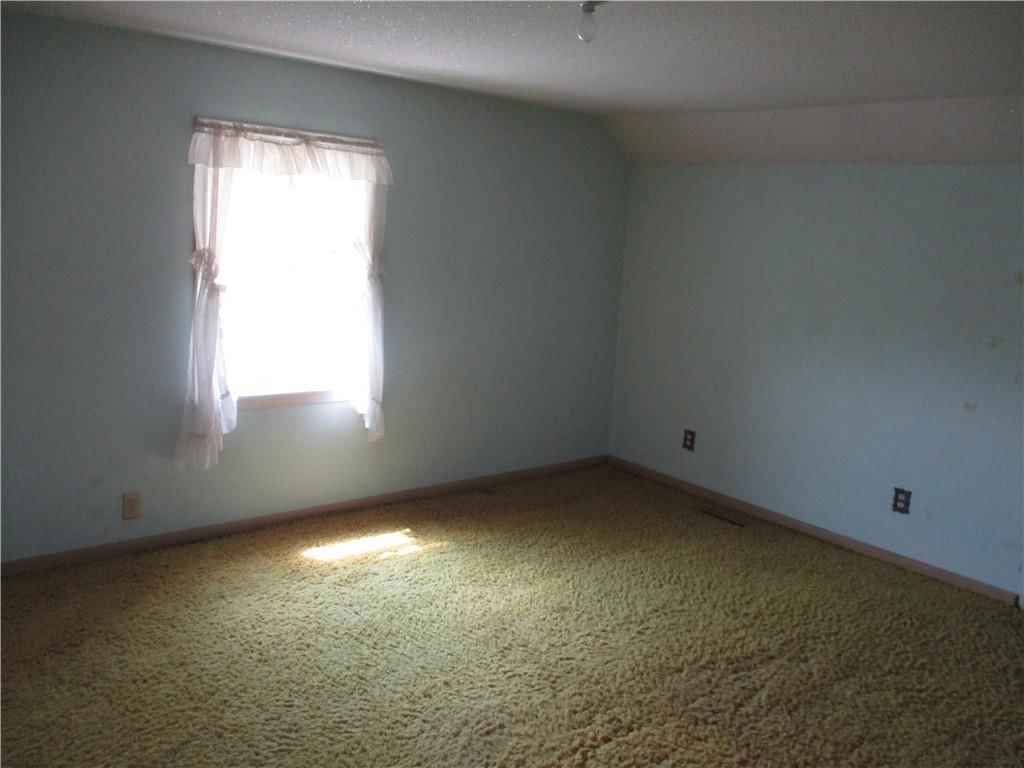 1834 N High School Avenue — photo 39