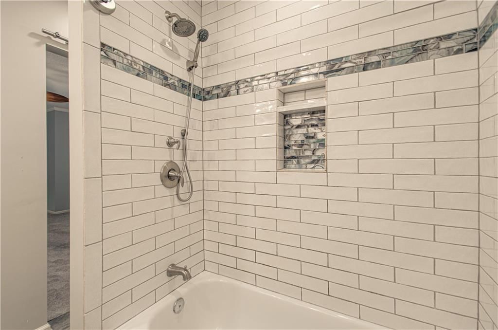 913 W 41st Place — photo 21