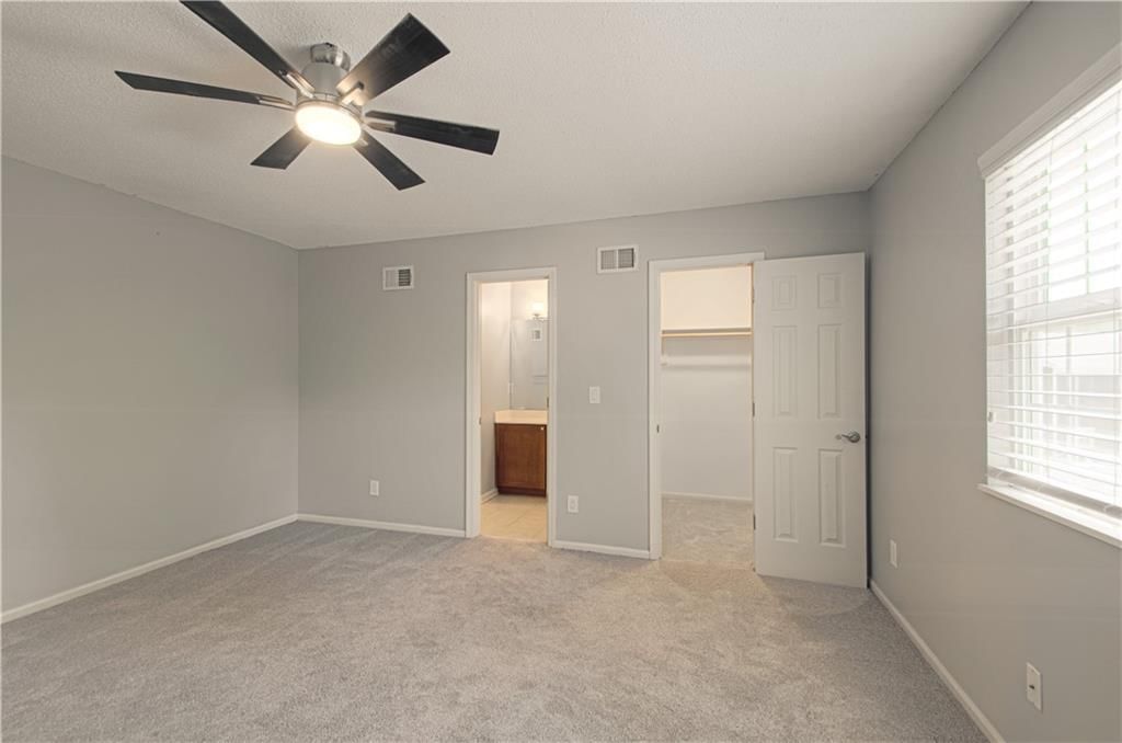 913 W 41st Place — photo 26