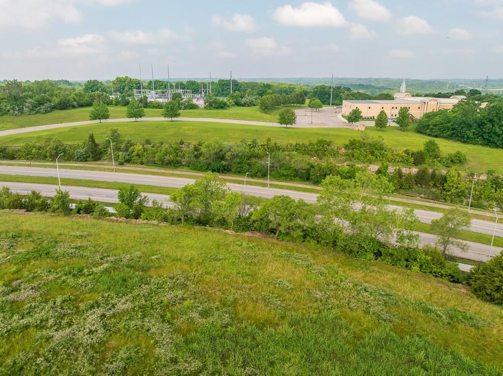 10401 View High Drive — photo 16