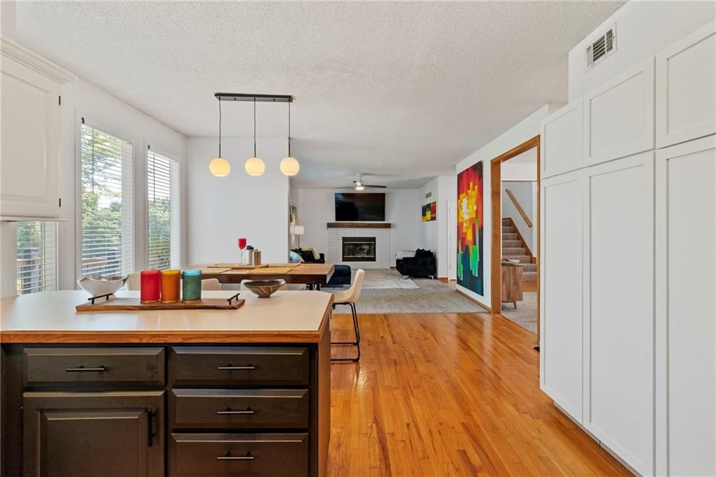 9000 W 127th Terrace — photo 10
