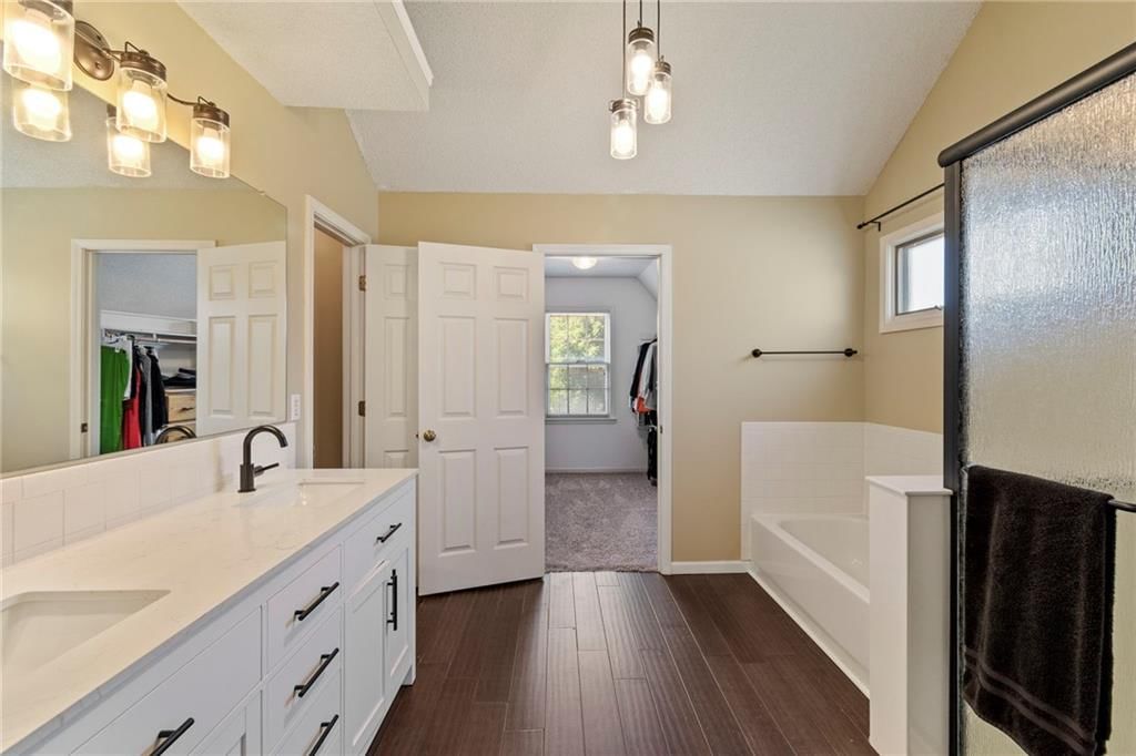 9000 W 127th Terrace — photo 14