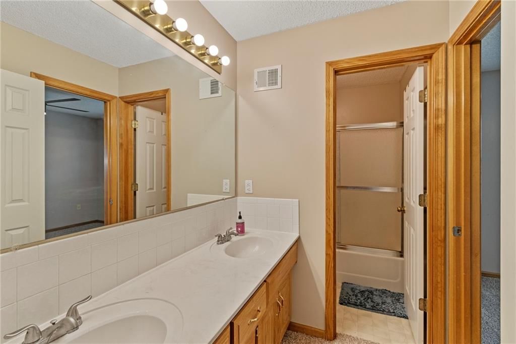 9000 W 127th Terrace — photo 20