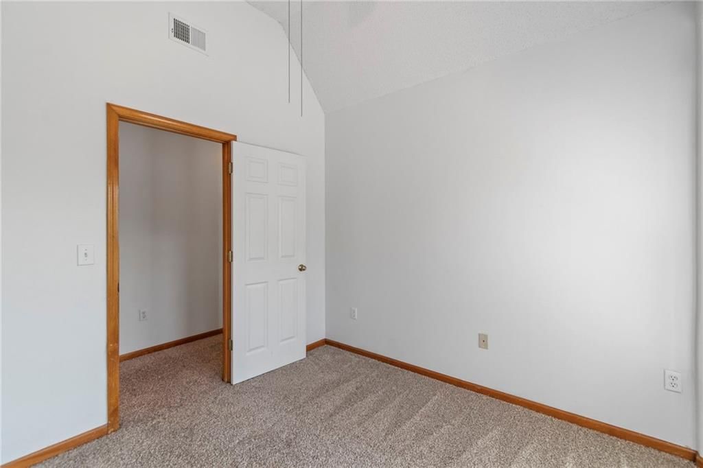 9000 W 127th Terrace — photo 22