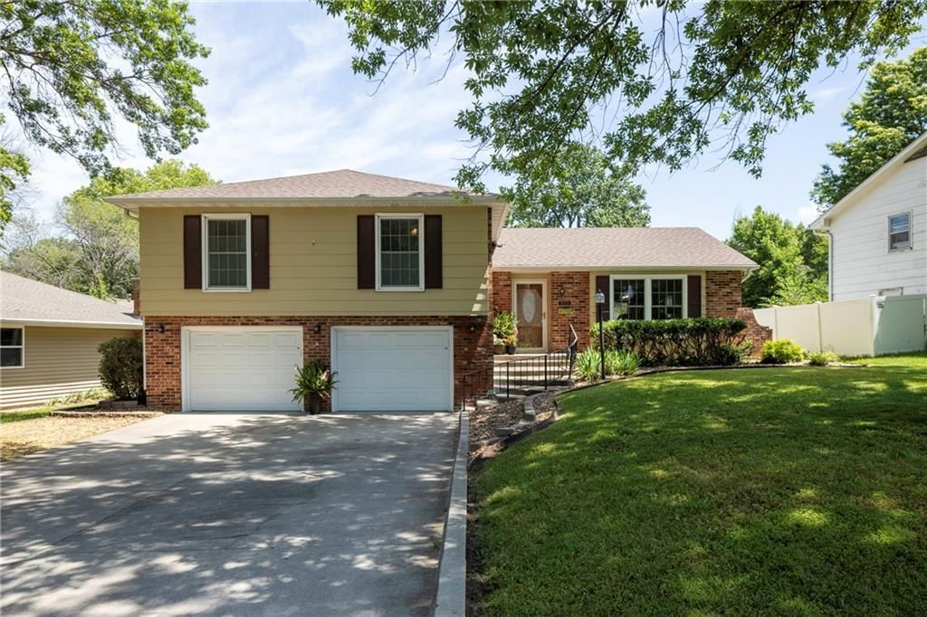 315 Goodrich Drive — photo 1