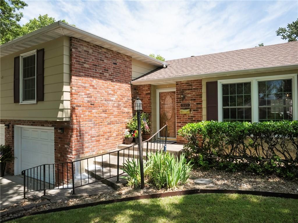 315 Goodrich Drive — photo 6