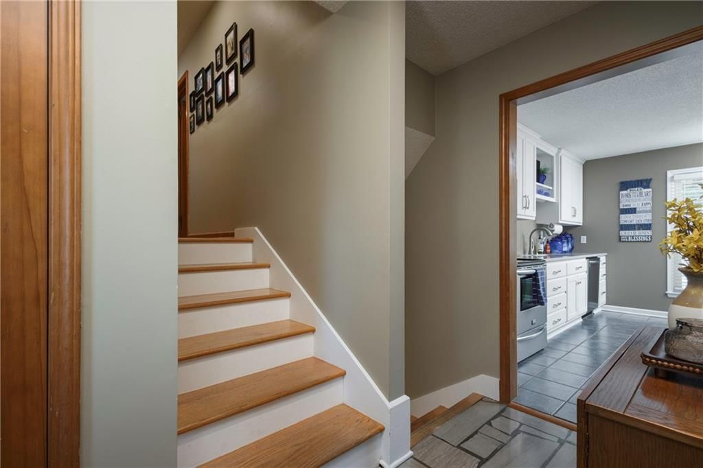 315 Goodrich Drive — photo 8