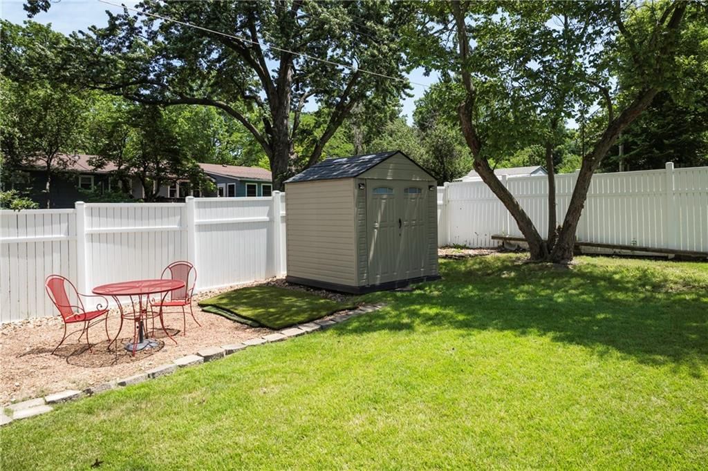 315 Goodrich Drive — photo 39