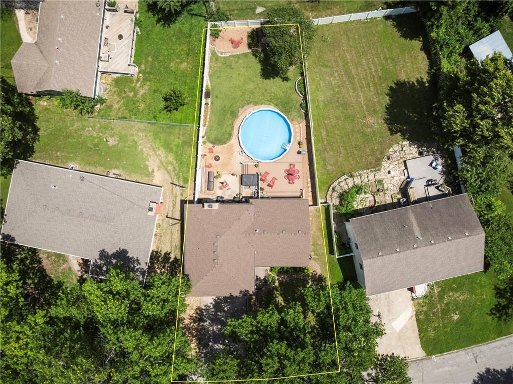 315 Goodrich Drive — photo 43