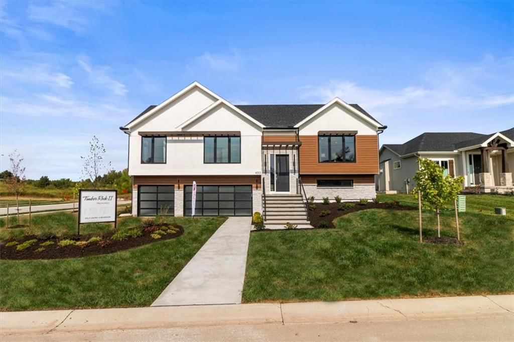 4313 SE Adams Drive — photo 1