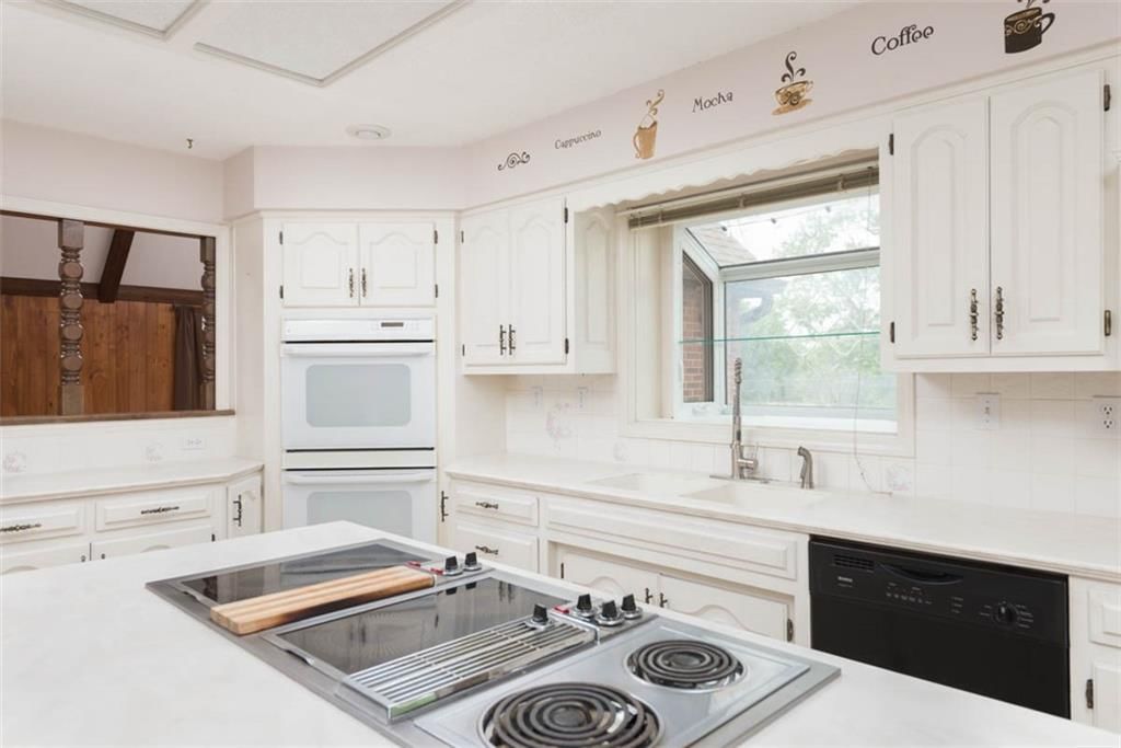 3330 S Norwood Avenue — photo 16