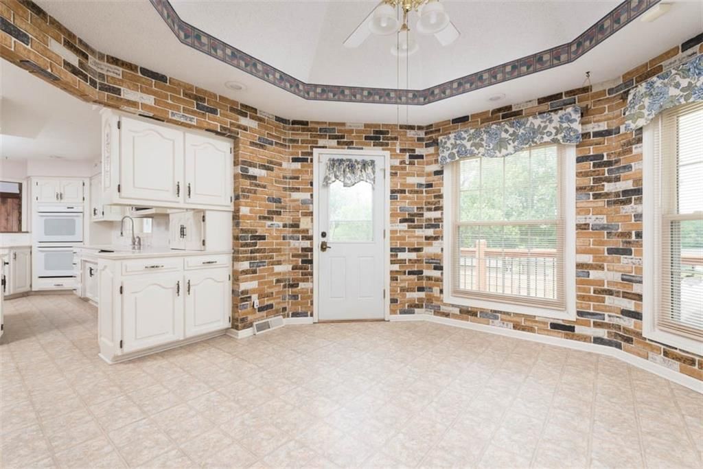 3330 S Norwood Avenue — photo 19