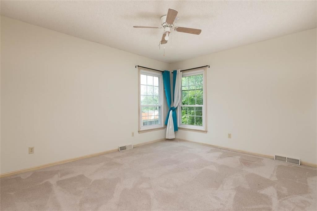 3330 S Norwood Avenue — photo 28