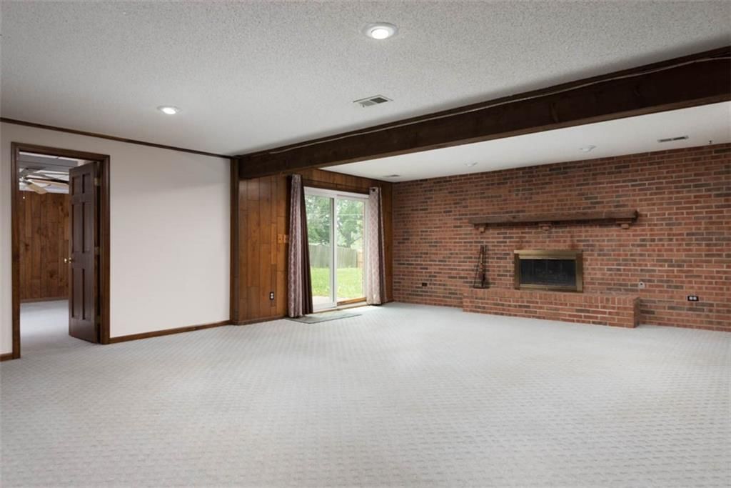 3330 S Norwood Avenue — photo 33