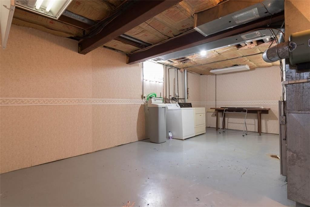 3330 S Norwood Avenue — photo 44